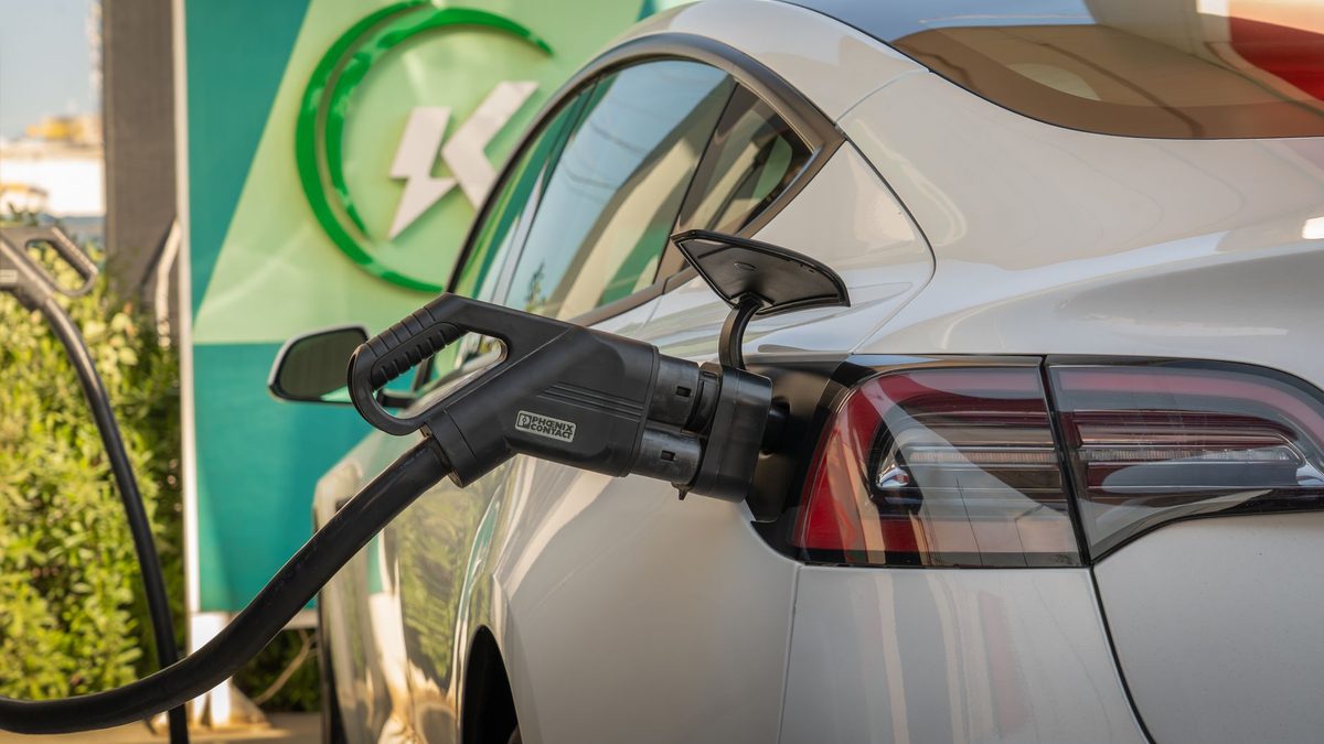 How Much Does It Cost to Charge an EV at Home in Toronto?